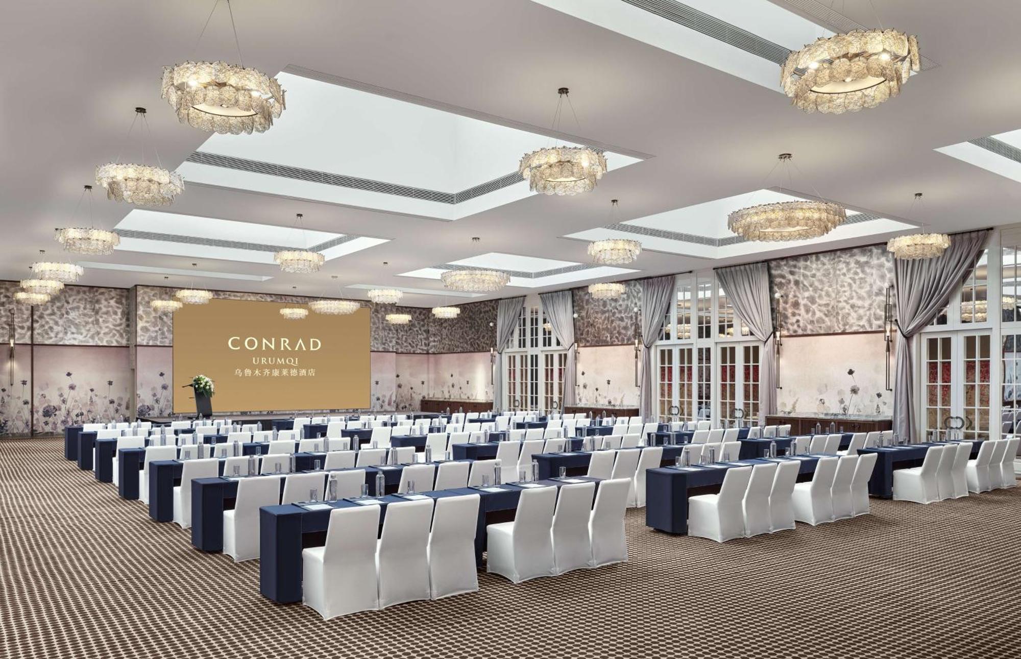 Conrad Urumqi Exteriör bild